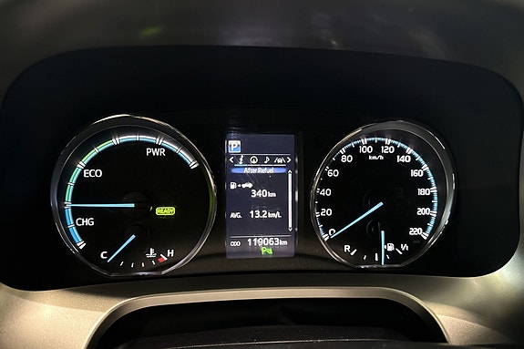 Toyota RAV4 13 of 18