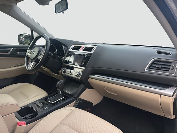 Subaru Outback 18 of 30