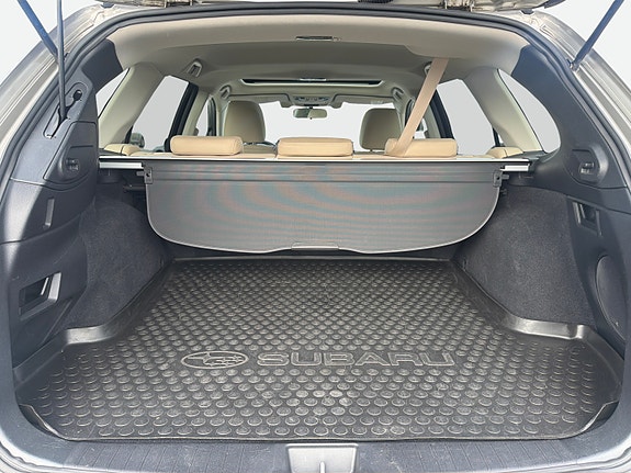 Subaru Outback 10 of 30