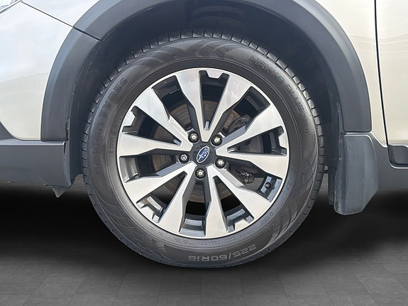 Subaru Outback 9 of 30