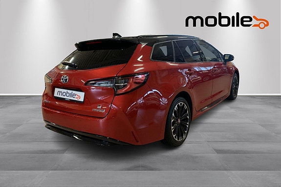 Toyota Corolla 3 of 26