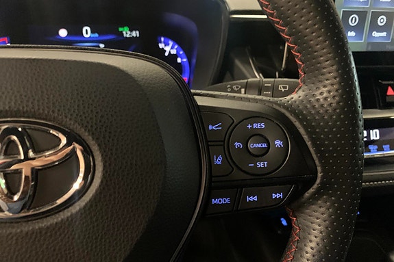 Toyota Corolla 16 of 26