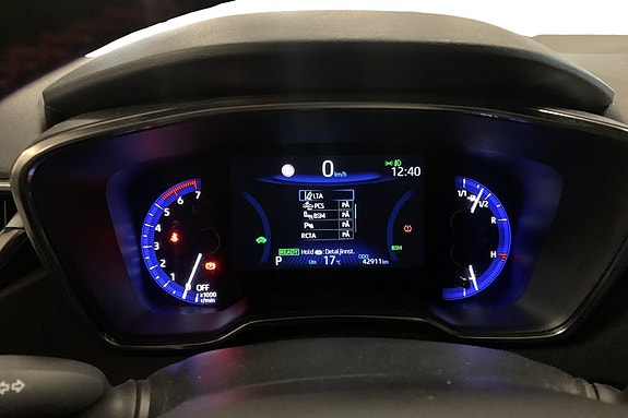 Toyota Corolla 10 of 26