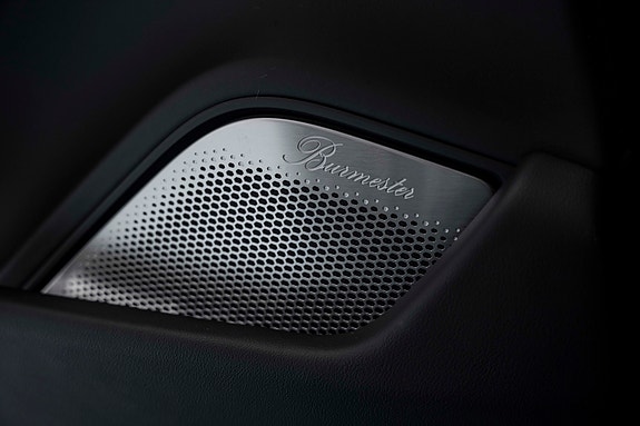 Porsche Taycan Turbo 21 of 30