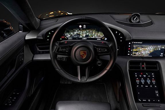 Porsche Taycan Turbo 11 of 30