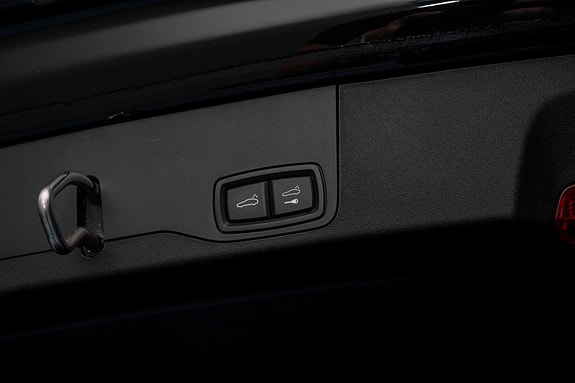 Porsche Taycan Turbo 25 of 30