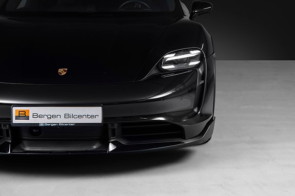 Porsche Taycan Turbo 4 of 30