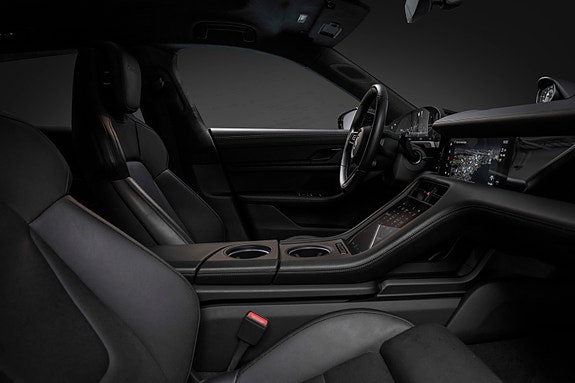 Porsche Taycan Turbo 20 of 30