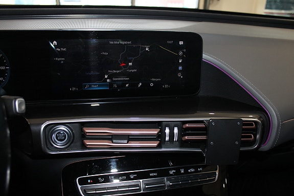 Mercedes-Benz EQC400 8 of 23