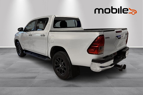 Toyota HiLux 21 of 26