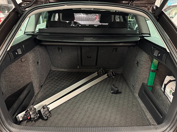 Skoda Octavia 7 of 30