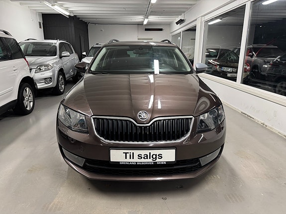 Skoda Octavia 2 of 30