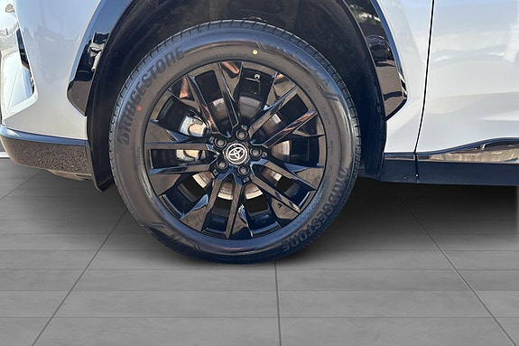 Toyota RAV4 19 of 19