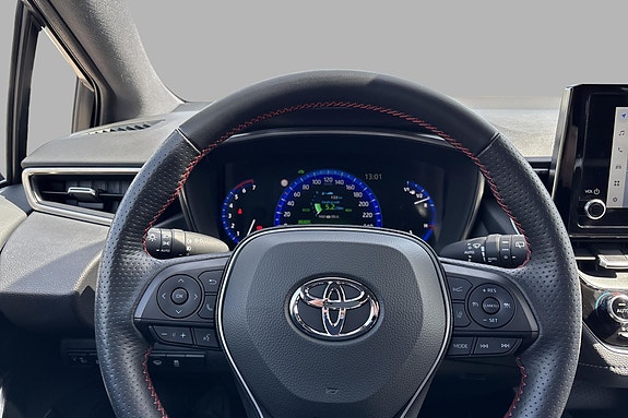 Toyota Corolla 11 of 19