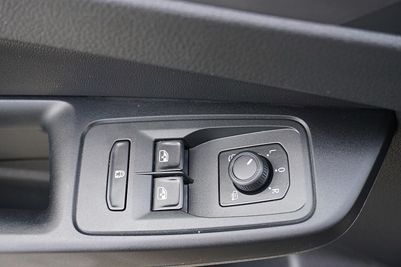 Volkswagen Caddy Maxi 12 of 22