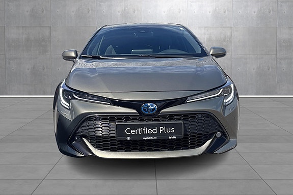 Toyota Corolla 8 of 22