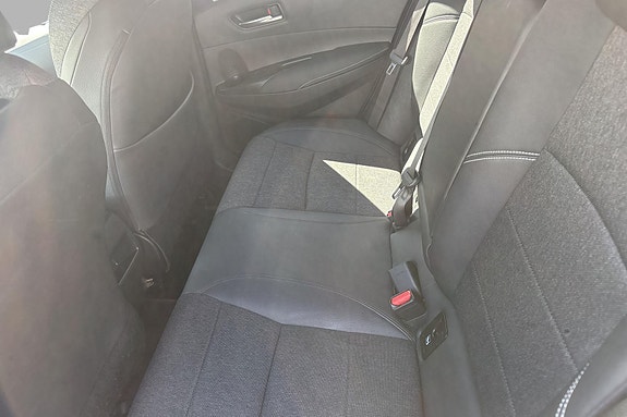 Toyota Corolla 16 of 22