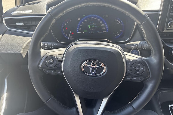 Toyota Corolla 11 of 22