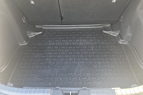 Toyota Corolla 18 of 22