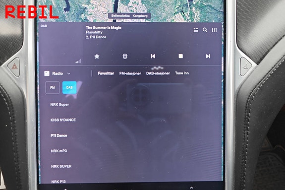 Tesla Model X 16 of 21