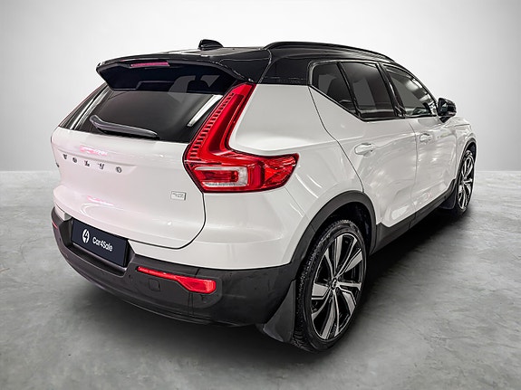 Volvo XC40 5 of 30