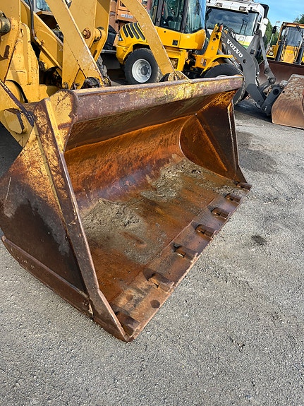 Fiat-Allis 605B med skoffe og gaffel. 8 of 16