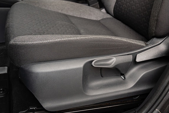 Toyota Yaris Cross 17 of 30