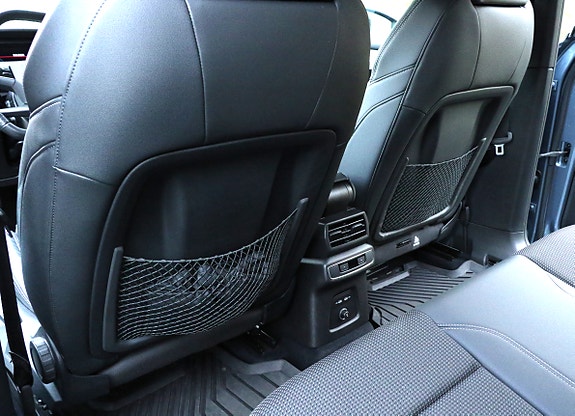 Audi Q4 e-tron 8 of 17