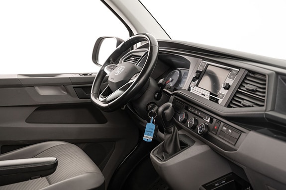 Volkswagen Transporter 19 of 24