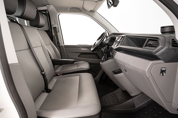 Volkswagen Transporter 20 of 24