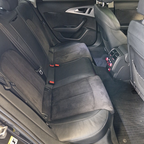 Audi A6 allroad 13 of 15