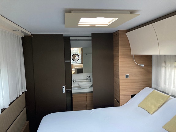 Adria Alpina 663 HT 7 of 17