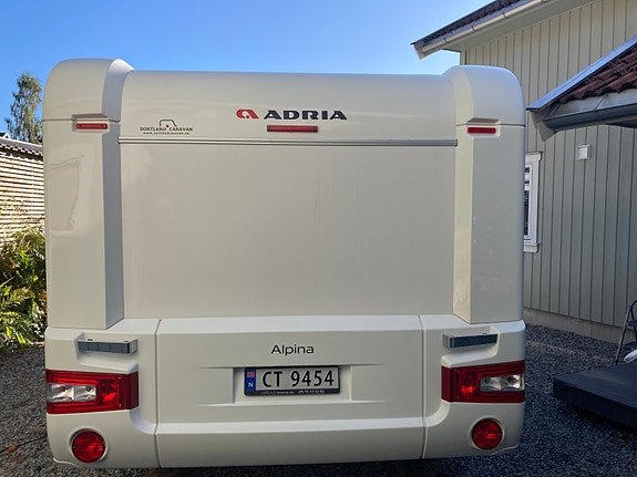Adria Alpina 663 HT 4 of 17