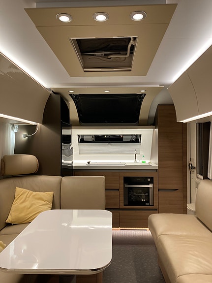 Adria Alpina 663 HT 14 of 17