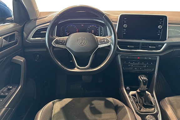 Volkswagen T-Roc 11 of 25