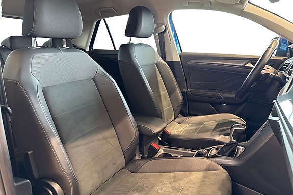 Volkswagen T-Roc 12 of 25