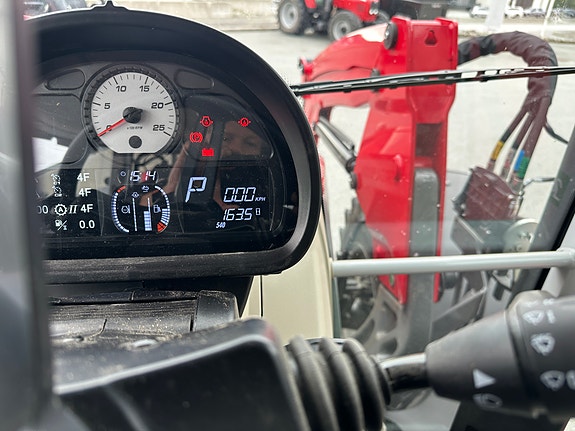 Massey Ferguson 5 S 145 Dyna-6 13 of 13