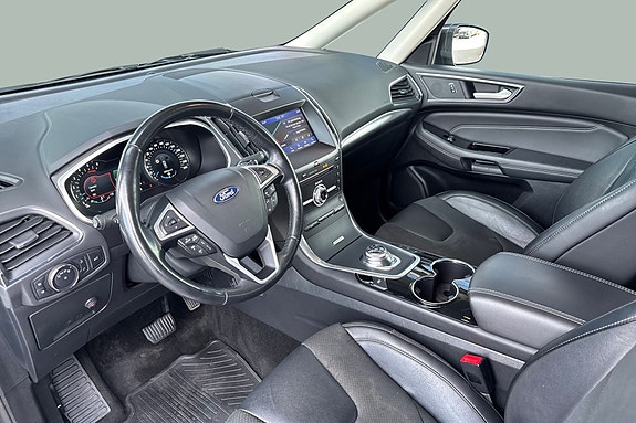 Ford Galaxy 9 of 22