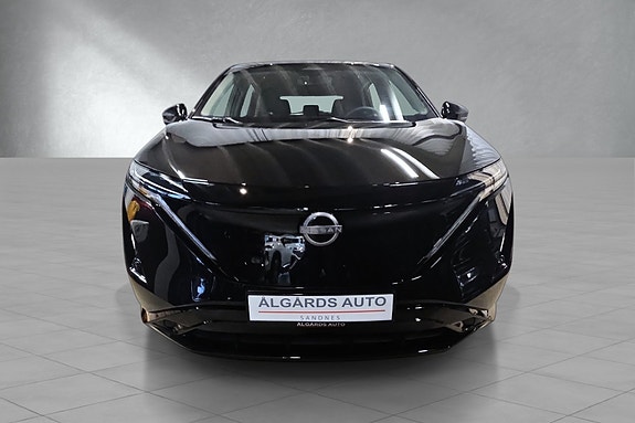 Nissan Ariya 4 of 30