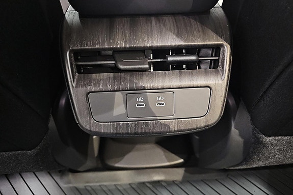 Nissan Ariya 22 of 30