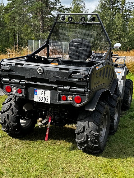 Can-Am Outlander 6x6 Max 1000 9 of 17