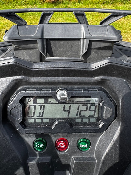 Can-Am Outlander 6x6 Max 1000 15 of 17