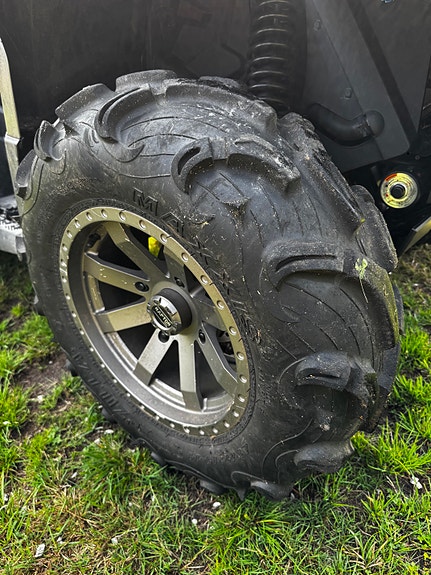Can-Am Outlander 6x6 Max 1000 3 of 17