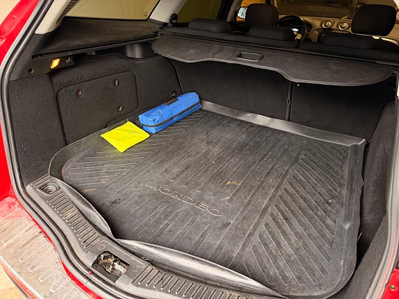 Ford Mondeo 14 of 15