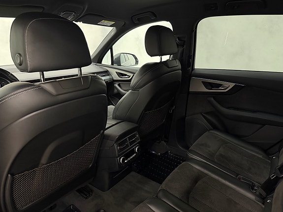 Audi Q7 22 of 30