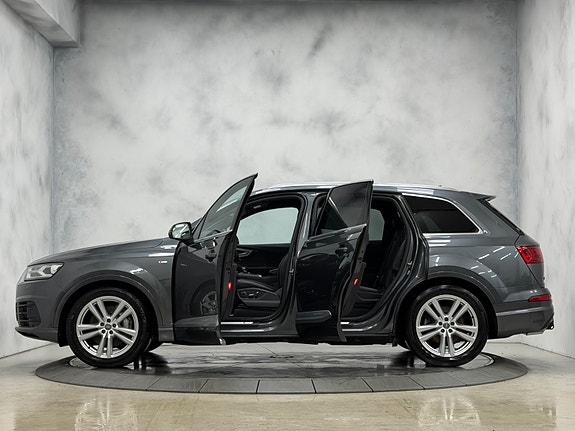 Audi Q7 13 of 30