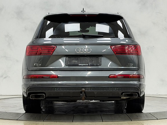 Audi Q7 9 of 30