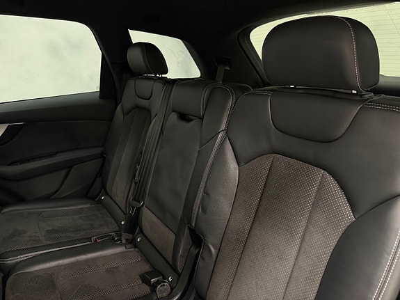 Audi Q7 21 of 30