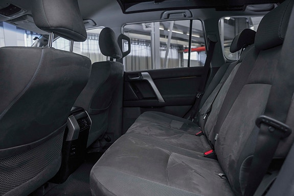 Toyota Land Cruiser 20 of 22