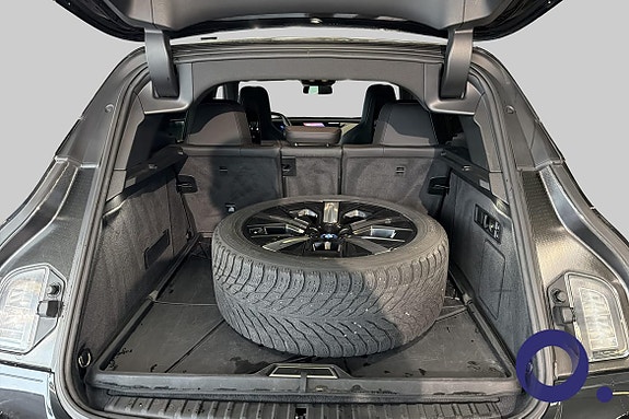 BMW iX 5 of 24